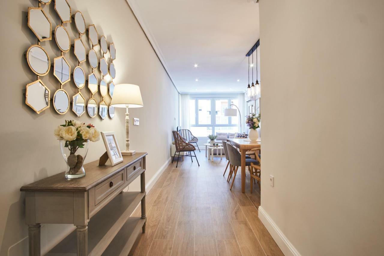 Arjona Riverside Central Deluxe By Valcambre Seville Luaran gambar