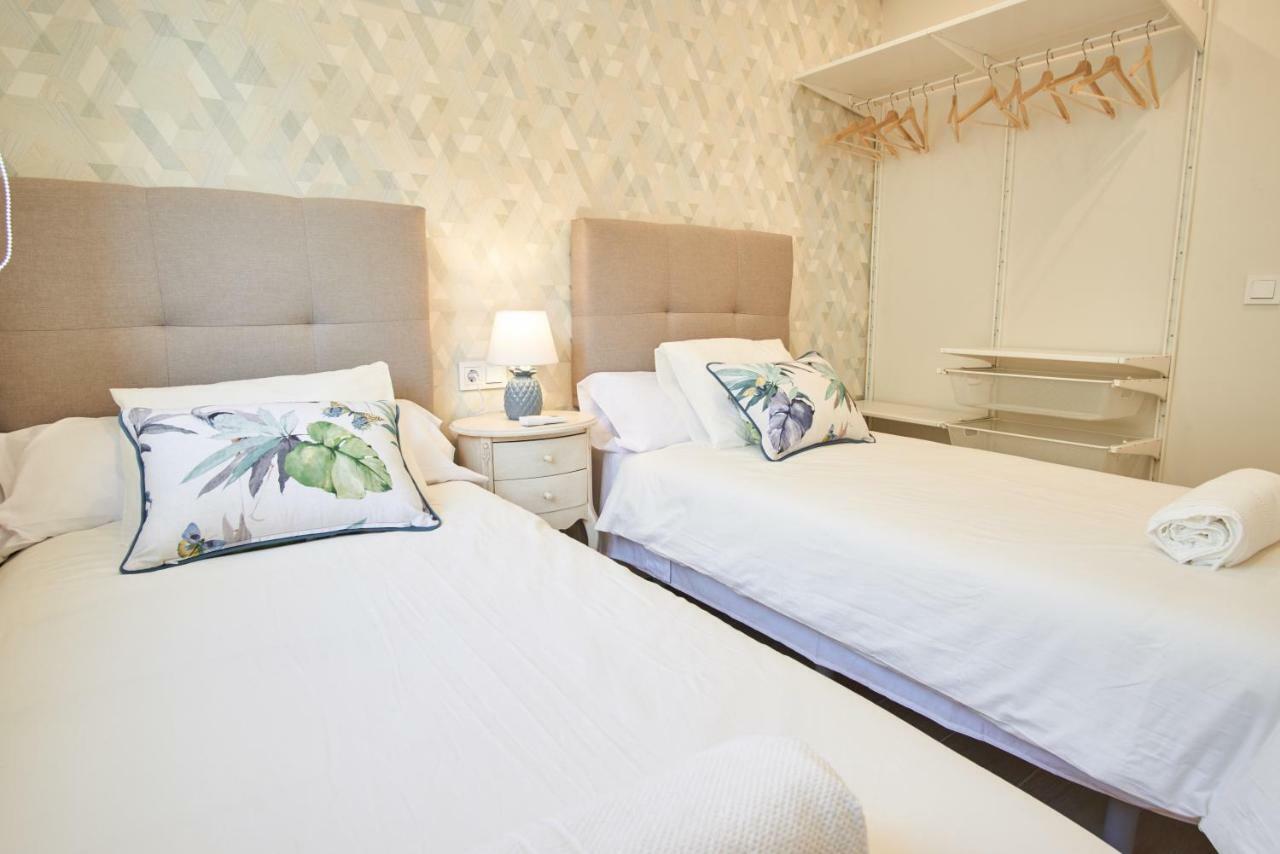 Arjona Riverside Central Deluxe By Valcambre Seville Luaran gambar